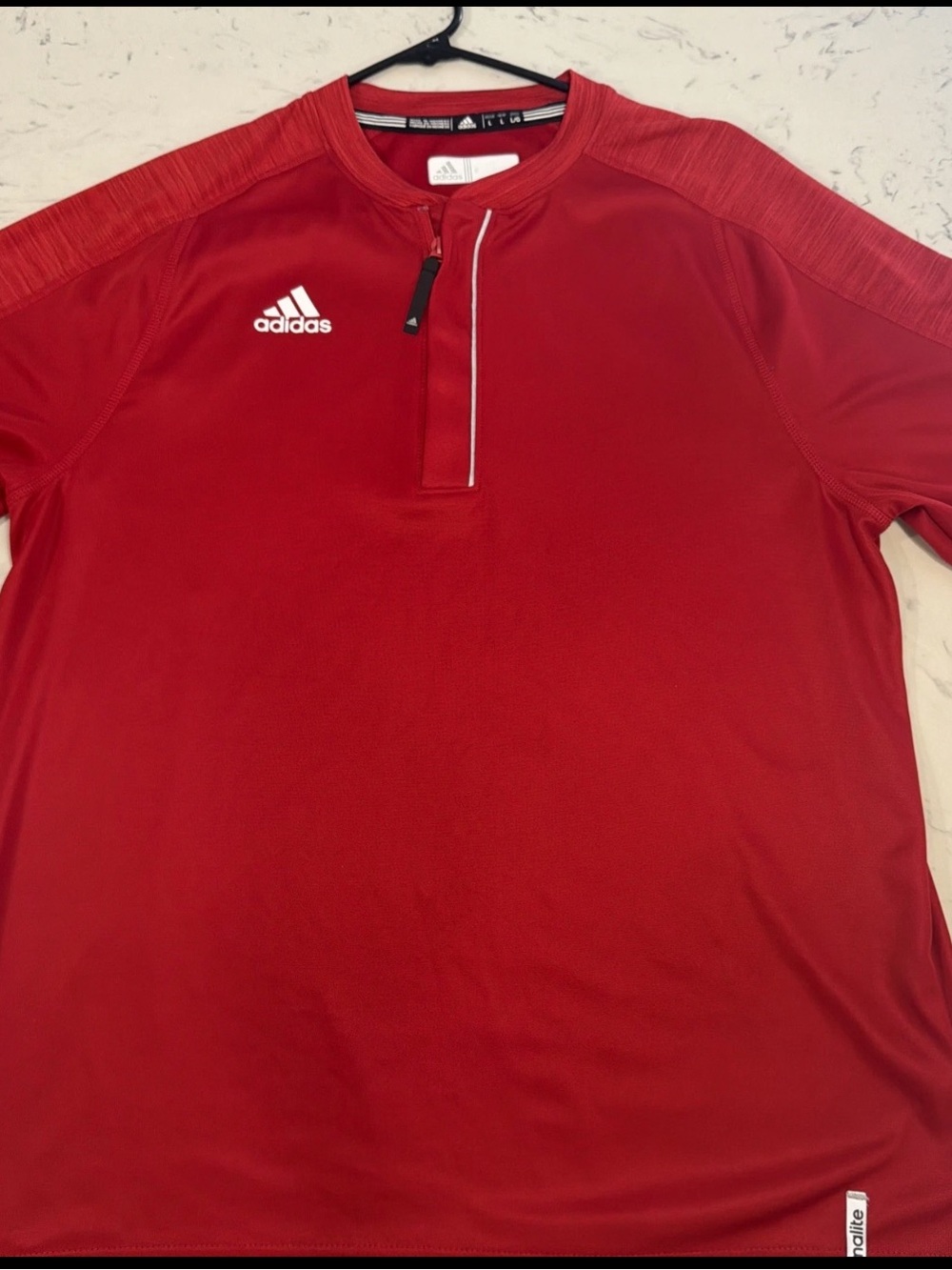 Adidas Men’s Red Training Quarter-Zip Shirt size large soccer FIFA
